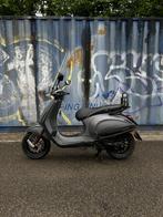 vespa sprint, Fietsen en Brommers, Snorfietsen en Snorscooters, Ophalen, Gebruikt, Benzine, Vespa