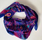 Prachtige SHAWL met folklore print / boho dessin, Kleding | Dames, Mutsen, Sjaals en Handschoenen, Ophalen of Verzenden, Zo goed als nieuw