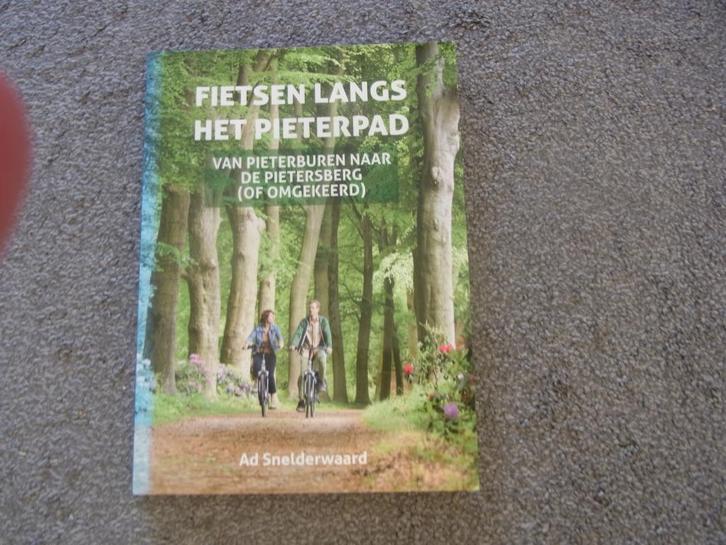 Fietsen langs het Pieterpad  Ad Snelderwaard, Boeken, Reisgidsen, Zo goed als nieuw, Fiets- of Wandelgids, Benelux, Overige merken