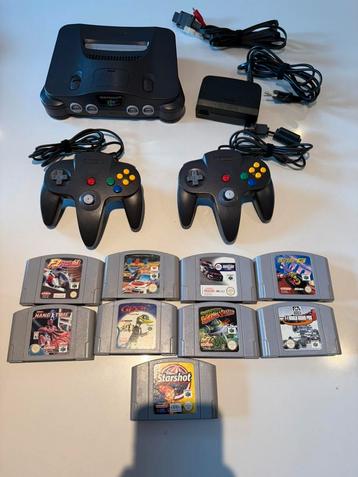 Nintendo 64 + 2 controllers +  9 games  beschikbaar voor biedingen