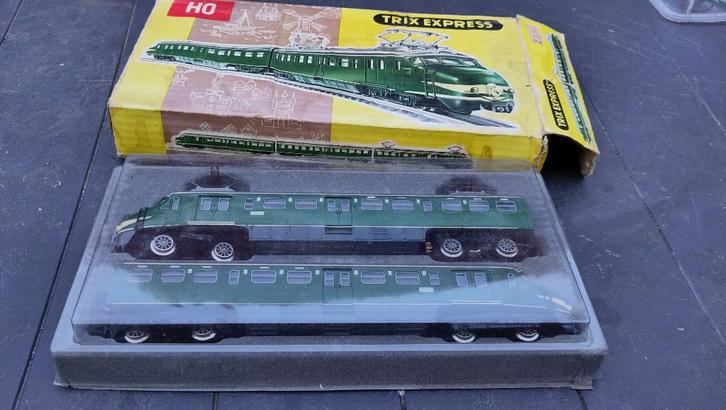 Trix Express 2284: Groene hondekop, Hobby en Vrije tijd, Modeltreinen | H0, Gebruikt, Treinset, Gelijkstroom, Trix, Analoog, Ophalen