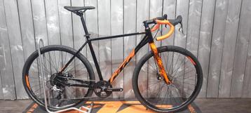 KTM X-strada 30 en X-strada 30 Fit Rechtstuur - Gravelbike 