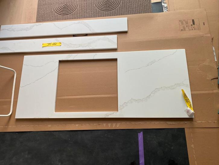 Keukenblad Calacat beige NIEUW 151,8cm - 60cm, Doe-het-zelf en Verbouw, Kozijnen en Schuifpuien, Zo goed als nieuw, Deurkozijn