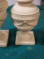 kandelaars steen met sierlijke decoratie classic, Huis en Inrichting, Woonaccessoires | Kandelaars en Kaarsen, Ophalen of Verzenden