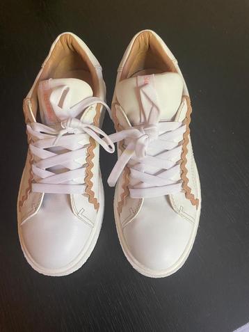 Premium dames sneakers: See by Chloë beschikbaar voor biedingen