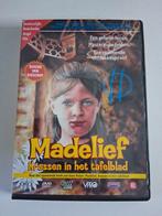 Madelief krassen in het tafelblad, Ophalen of Verzenden