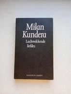 Lachwekkende Liefdes - Milan Kundera, Boeken, Ophalen of Verzenden, Gelezen