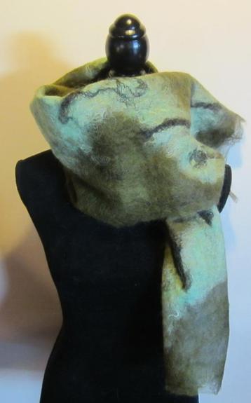 Handgevilte alpaca wol sjaal felted scarf ICE vilt