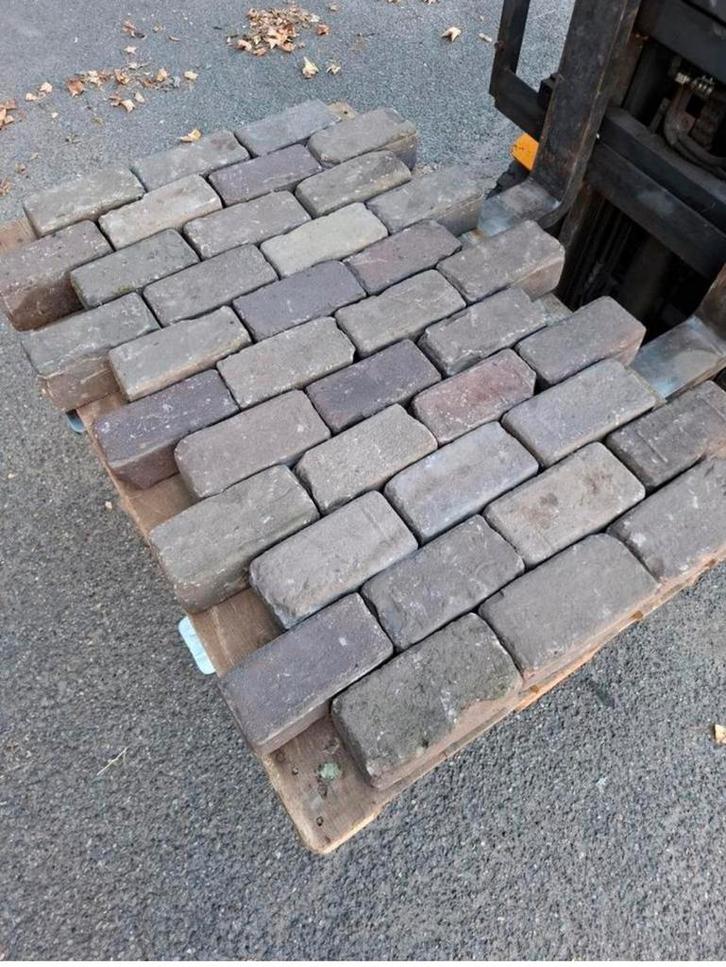 Oude gebakken klinkers op pallets.10 duimers, Tuin en Terras, Tegels en Klinkers
