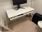 Wit houten bureau (55x110, 75 hoog), Ophalen, Gebruikt, Bureau