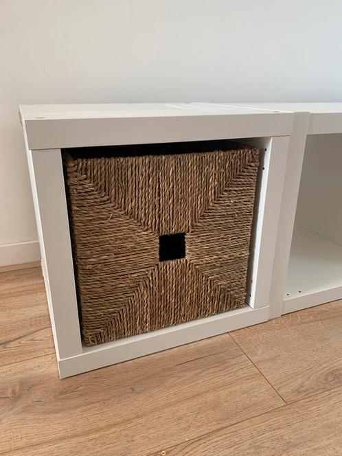 KALLAX kast inclusief zeegras manden, Huis en Inrichting, Kasten | Boekenkasten, Gebruikt, 150 tot 200 cm, Minder dan 100 cm, 25 tot 50 cm