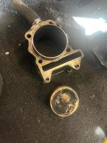 200cc lc cilinder + zuiger voor 4t leader, gts, runner etc. beschikbaar voor biedingen