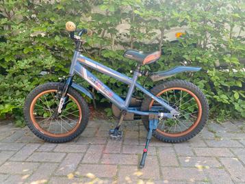Leuke jongensfiets 16 inch beschikbaar voor biedingen