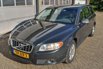 Volvo V70 2.4D AUT 2009 Grijs Youngtimer Leer Historie beschikbaar voor biedingen