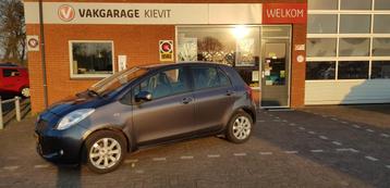 Toyota Yaris 1.3 VVTi Executive beschikbaar voor biedingen