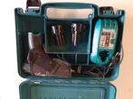 Makita DF330D accu boormachine met oplader en 2 batterijen, Doe-het-zelf en Verbouw, Ophalen of Verzenden, Gebruikt, Boor- en Schroefmachine