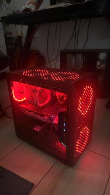 Gaming PC beschikbaar voor biedingen