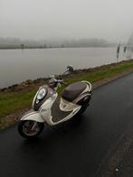 sym mio blauwe plaat, Ophalen of Verzenden, Zo goed als nieuw, Benzine, Mio