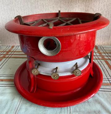 Origineel vintage emaille 3 pits petroleum stel uit 1945 beschikbaar voor biedingen