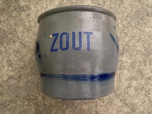 Keulse zoutpot aardewerk vintage brocante, Antiek en Kunst, Antiek | Keramiek en Aardewerk, Ophalen of Verzenden