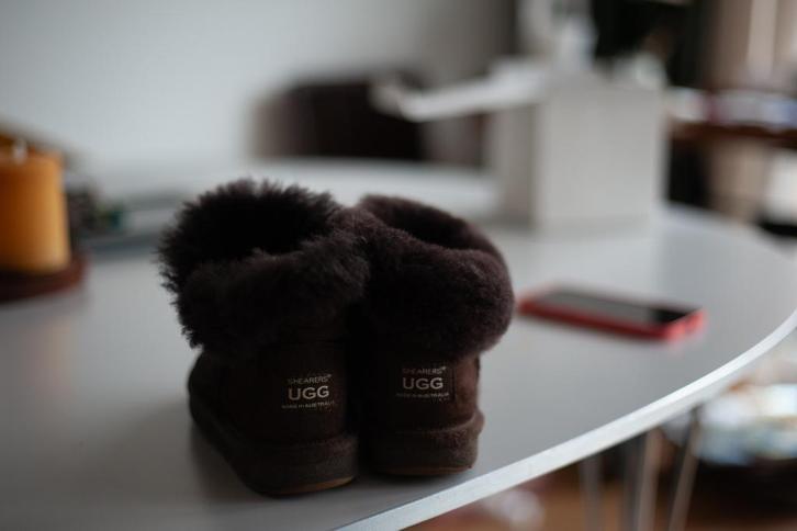 Origineel Schaerer UGG Australia kinderlaarzen, Kinderen en Baby's, Kinderkleding | Schoenen en Sokken, Zo goed als nieuw, Laarzen