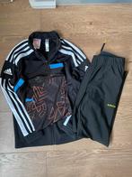 Voetbal set maat 140 - vest, broek en shirt, Ophalen of Verzenden, Zo goed als nieuw, Jongen, Setje