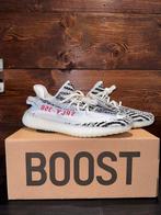 Yeezy Zebra Maat 44, Kleding | Heren, Schoenen, Ophalen of Verzenden, Zo goed als nieuw, Wit