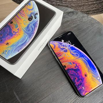 Apple iPhone XS zilver beschikbaar voor biedingen