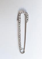 Nieuwe strass speld 7 cm zilverkleurig voor vest of sjaal., Sieraden, Tassen en Uiterlijk, Broches, Ophalen of Verzenden, Nieuw