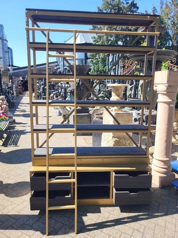 bibliotheek kast industieel met teak 1,60 m breed beschikbaar voor biedingen