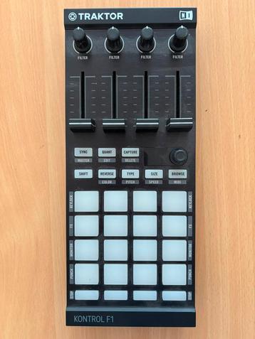 Native Instruments Traktor Kontrol F1 beschikbaar voor biedingen