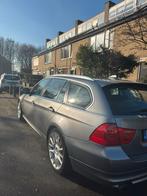 BMW 3-Serie 2.0 318 I Touring 2011 Grijs, Auto's, Achterwielaandrijving, Handgeschakeld, Particulier, 1405 kg