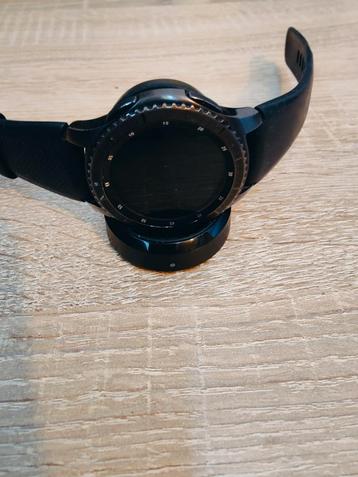 Smartwatches samsung s3 gear frontier  beschikbaar voor biedingen