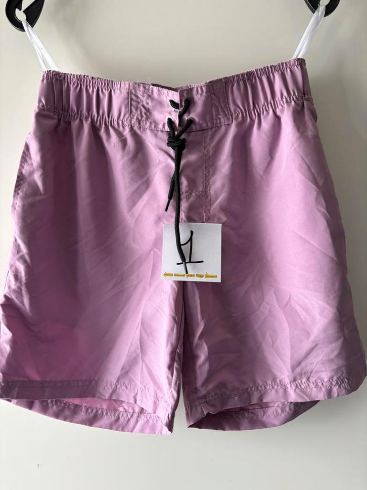 Nieuwe lila korte broek maat S, Kleding | Dames, Broeken en Pantalons, Nieuw, Maat 36 (S), Paars, Kort, Ophalen of Verzenden