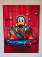 Donald Duck en Louis Vuitton tas op glas 60x80 cm, Ophalen of Verzenden