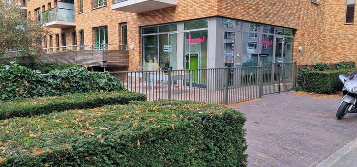 Te huur: multifunctioneel pand met buitenruimte in Deventer, Zakelijke goederen, Bedrijfs Onroerend goed