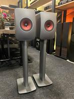 Kef LS50 Meta + S2 stands, Zo goed als nieuw, 120 watt of meer, Front, Rear of Stereo speakers, Ophalen