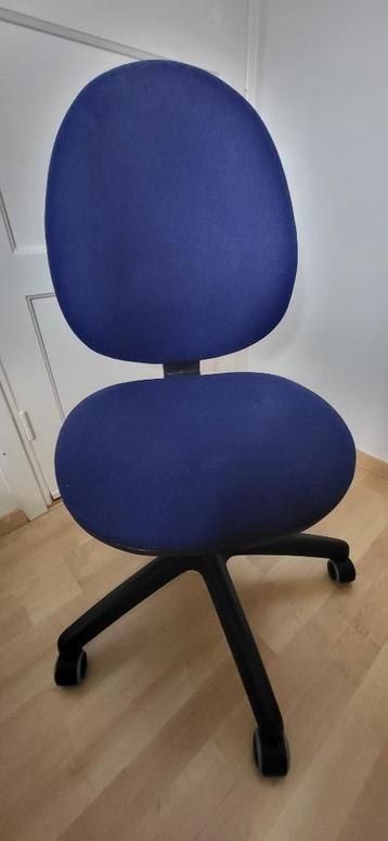 Ikea burostoel beschikbaar voor biedingen