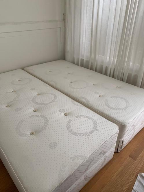 Vispring boxsprings 2 stuks 90x200 cm, Huis en Inrichting, Slaapkamer | Boxsprings, Gebruikt, 90 cm, 200 cm, Eenpersoons, Crème