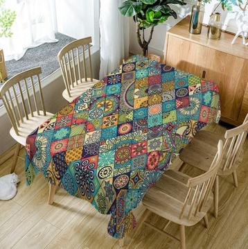 Rechthoekig Bohemian Tafelkleed / Tafellaken Geometrisch beschikbaar voor biedingen