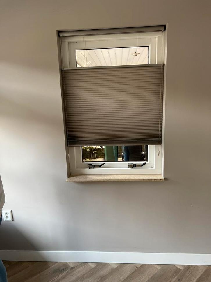 Plisségordijnen voor meerdere ramen, beige/zand, Doe-het-zelf en Verbouw, Deuren en Horren, Zo goed als nieuw, Hordeur, Minder dan 200 cm