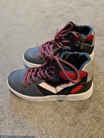 Jongens schoenen Vingino  beschikbaar voor biedingen