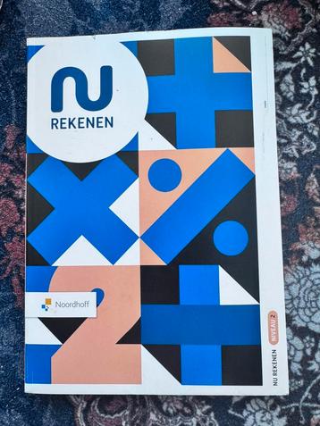 Boekn voor niveau twee beschikbaar voor biedingen