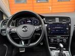 Volkswagen Golf 1.0 TSI Highline / Panoramadak / Virtual Dis, Stof, Gebruikt, Zwart, Wit