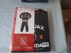 Ajax Pyjama blauw shirt en broek Mt 116-122 Nieuw, Jongen of Meisje, Nieuw, Ophalen of Verzenden, Nacht- of Onderkleding