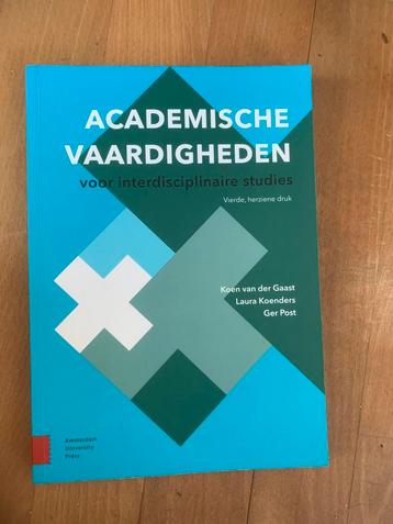 Academische vaardigheden voor interdisciplinaire studies beschikbaar voor biedingen