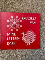 Vintage borduurboekje Kruuskes van mine letterdoek, Ophalen of Verzenden, Zo goed als nieuw