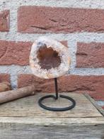 Agaat geode op standaard, Sieraden, Tassen en Uiterlijk, Edelstenen, Ophalen of Verzenden, Zo goed als nieuw