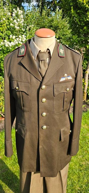 DT - Majoor - Regiment Limburgse Jagers - 1987 beschikbaar voor biedingen