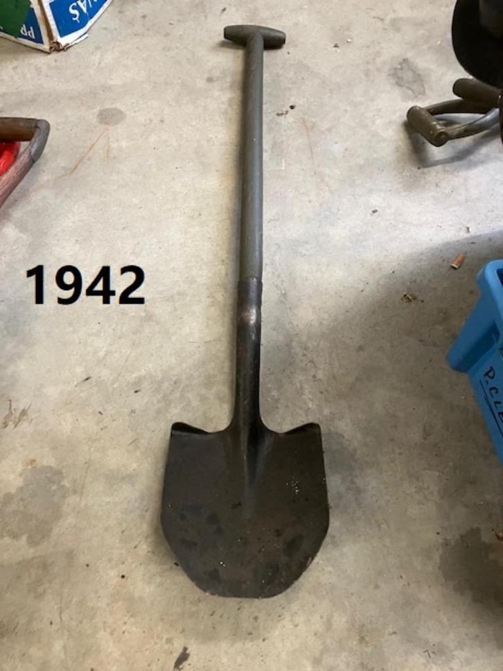 Brades schep legervoertuig WW 2 gedateerd ex NL leger, Verzamelen, Militaria | Algemeen, Landmacht, Overige typen, Nederland, Ophalen